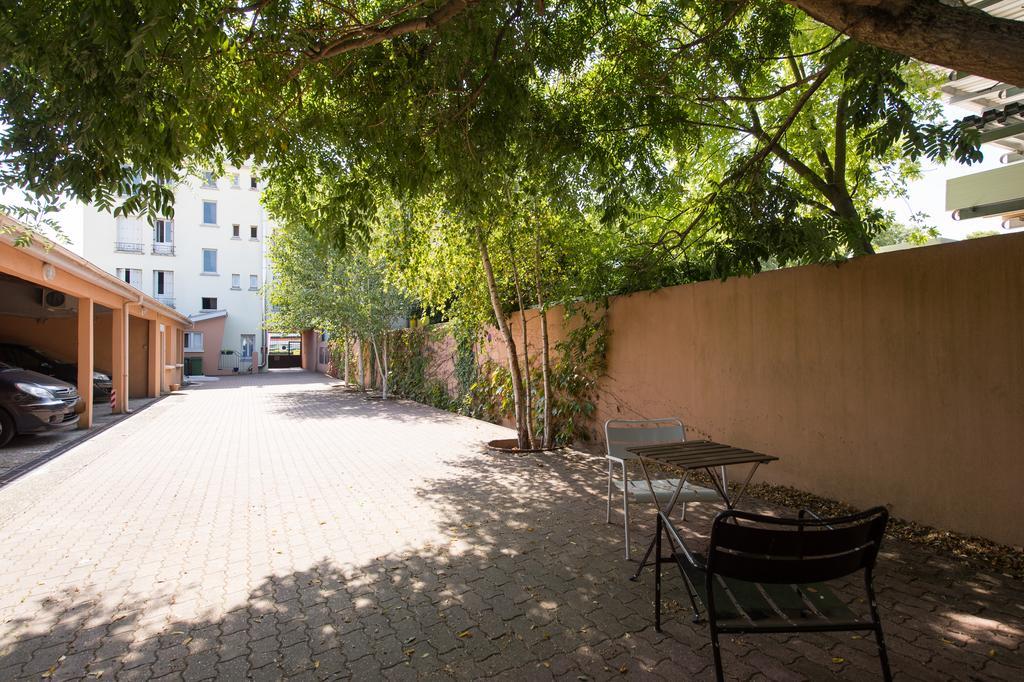 Residence Service Appart Hotel Кламар Екстериор снимка